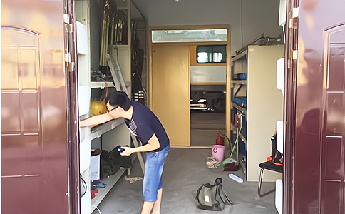 RFID抗金屬標(biāo)簽HT9855應(yīng)用于工具庫(kù)房 RFID抗金屬標(biāo)簽HT9855應(yīng)用于工具庫(kù)房