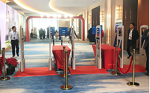 RFID人像卡HT2865應(yīng)用于會(huì)議簽到 RFID人像卡HT2865應(yīng)用于會(huì)議簽到